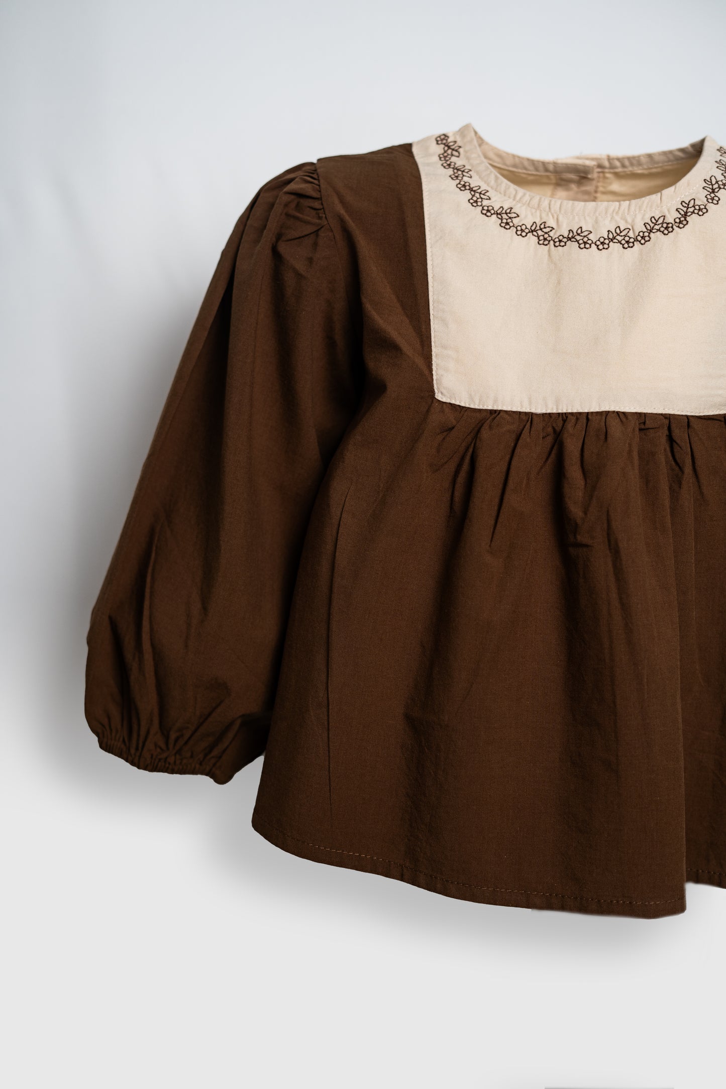 POLKA EMBROIDERED TOP