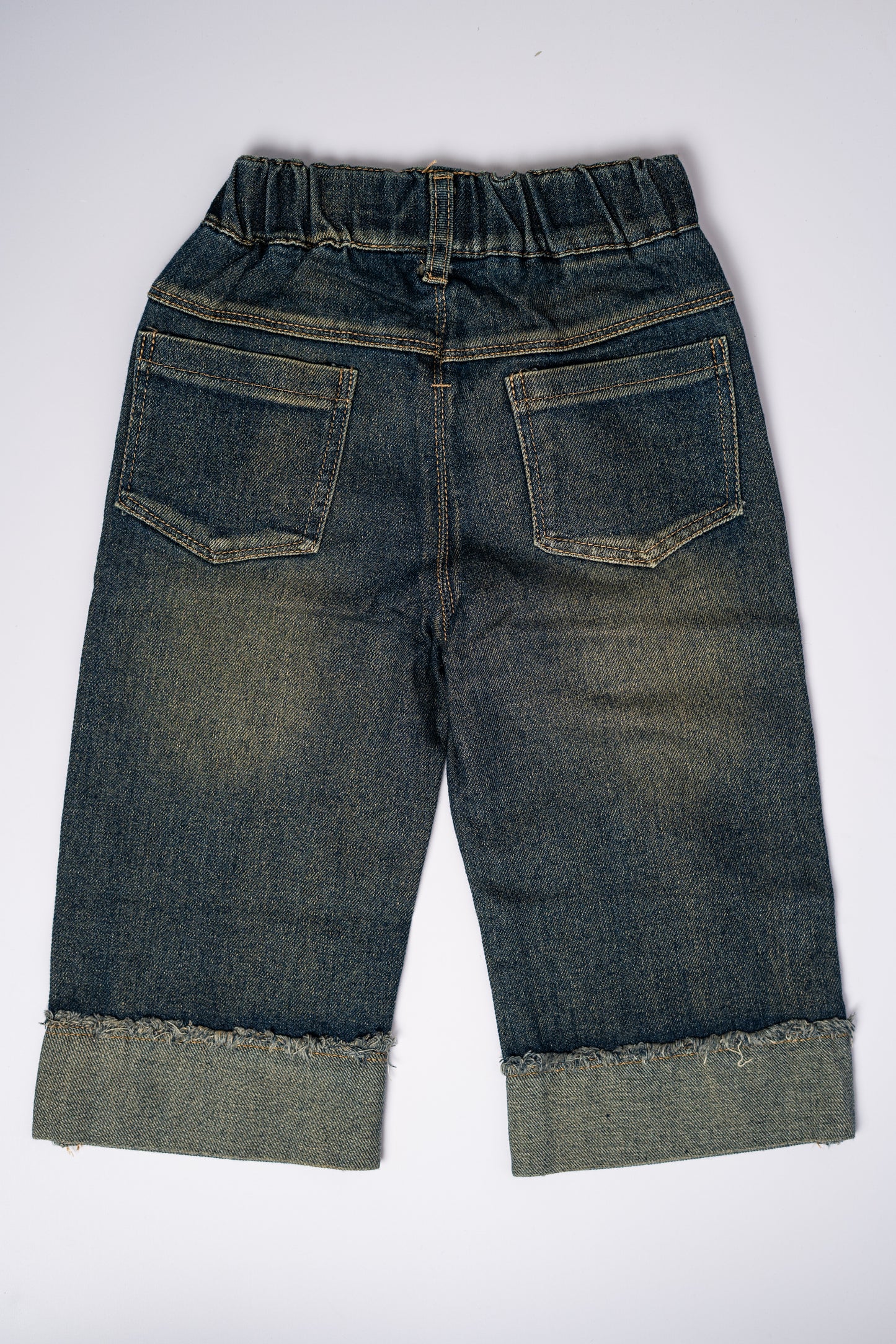 STRAIGHT DENIM