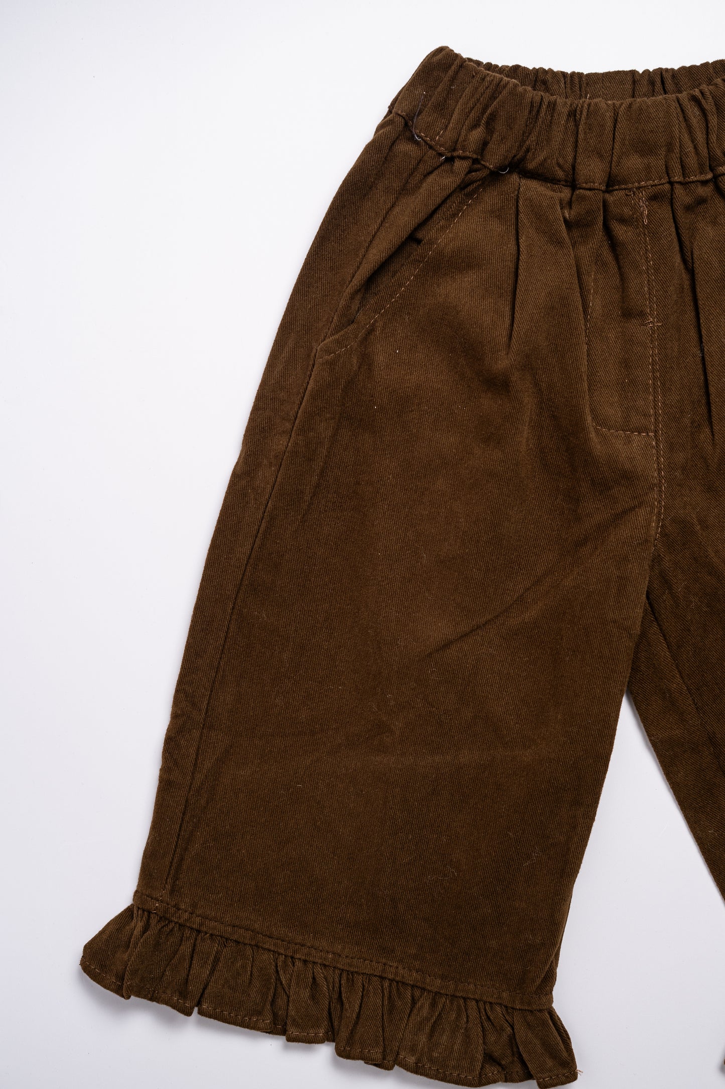 RUSTIC RUFFLE PANTS