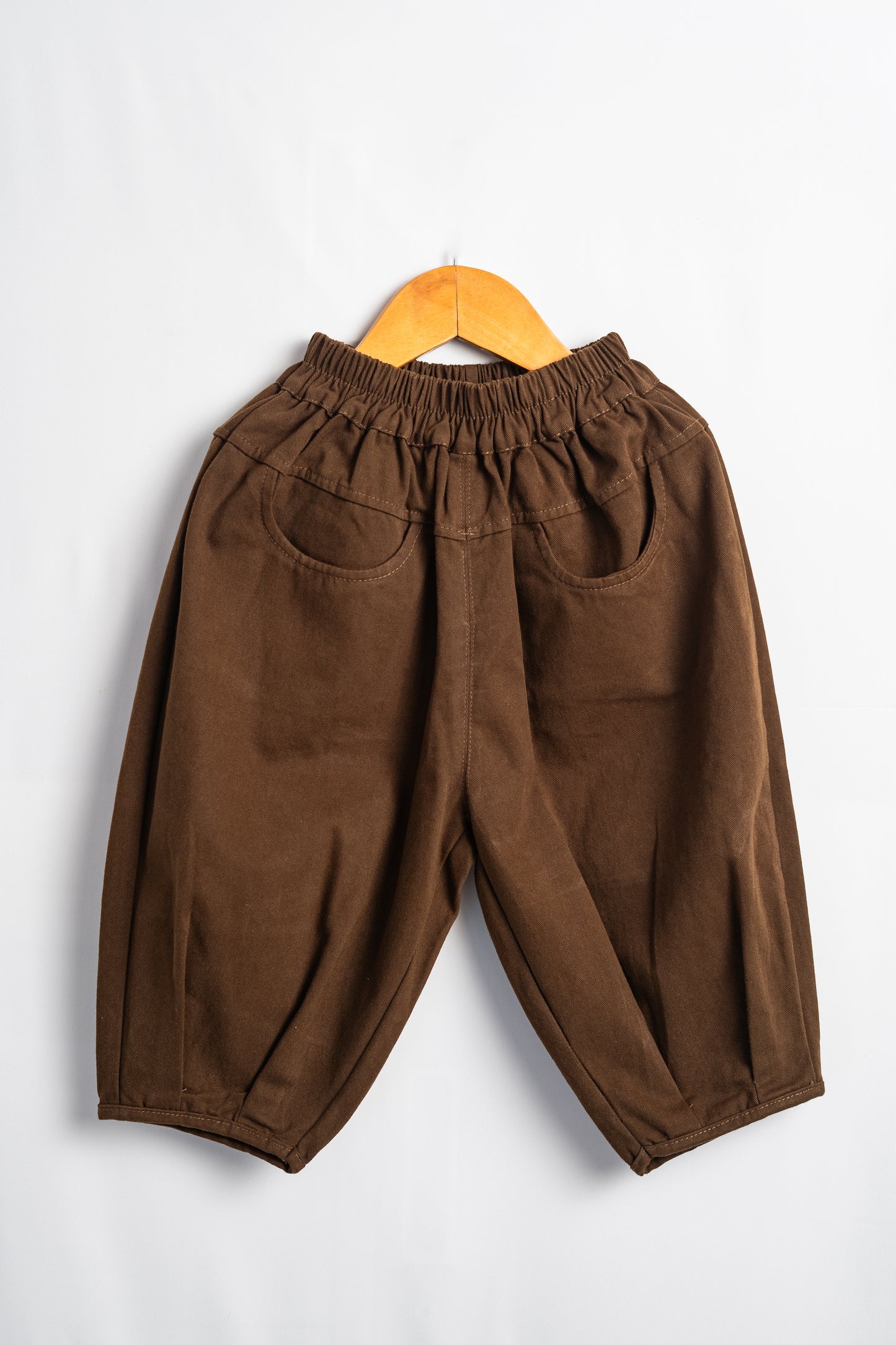 RELAXED-FIT BROWN TROUSERS